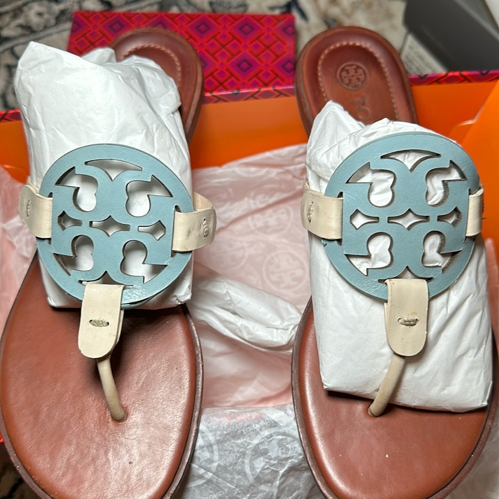 Tory Burch size 7 color Northern blue / new cream
